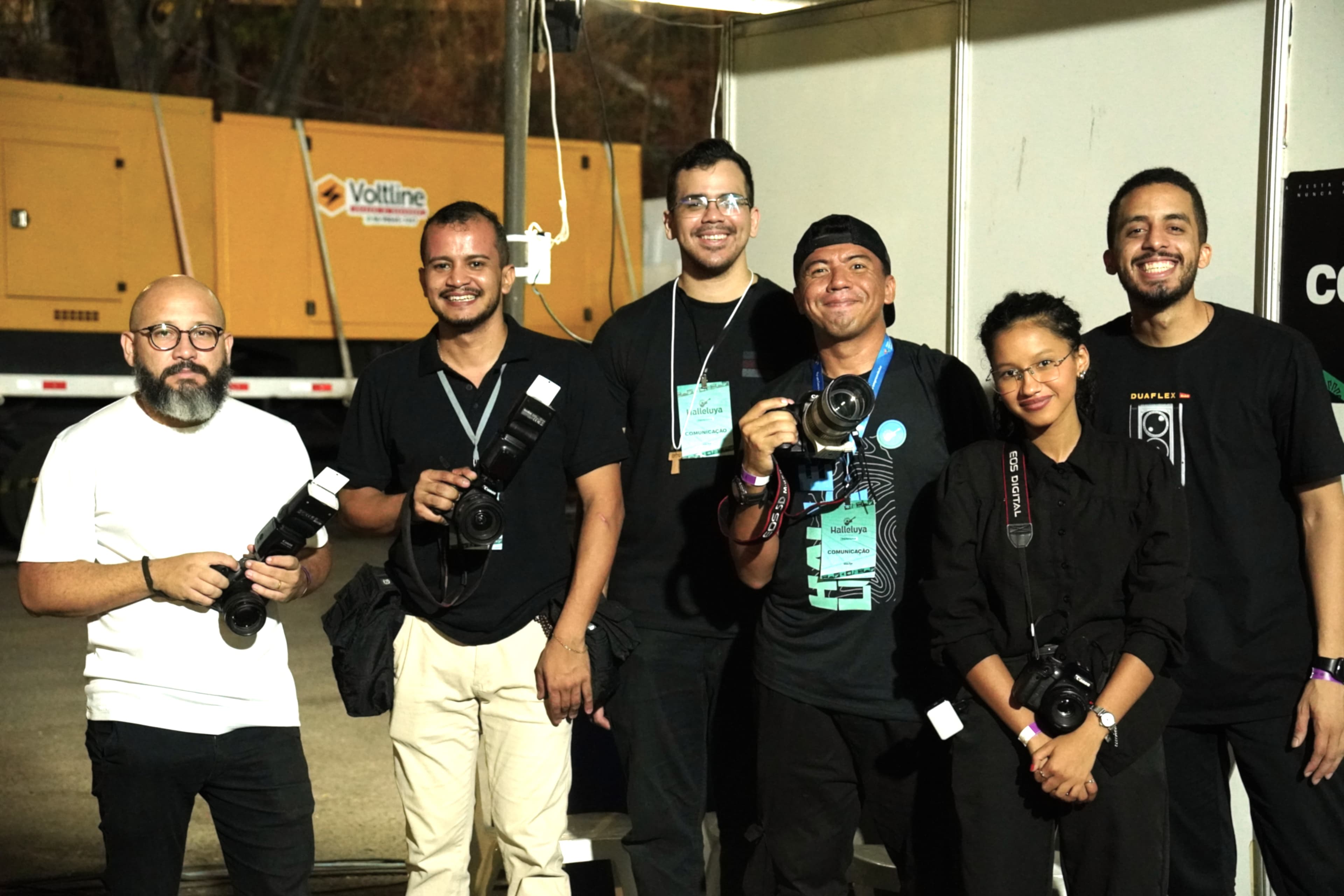 Servir é amar: o coração voluntário do Halleluya