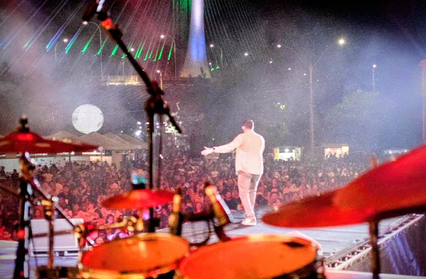 Festival Halleluya Teresina tem início com noite marcada por fé, alegria e profunda experiência com Deus